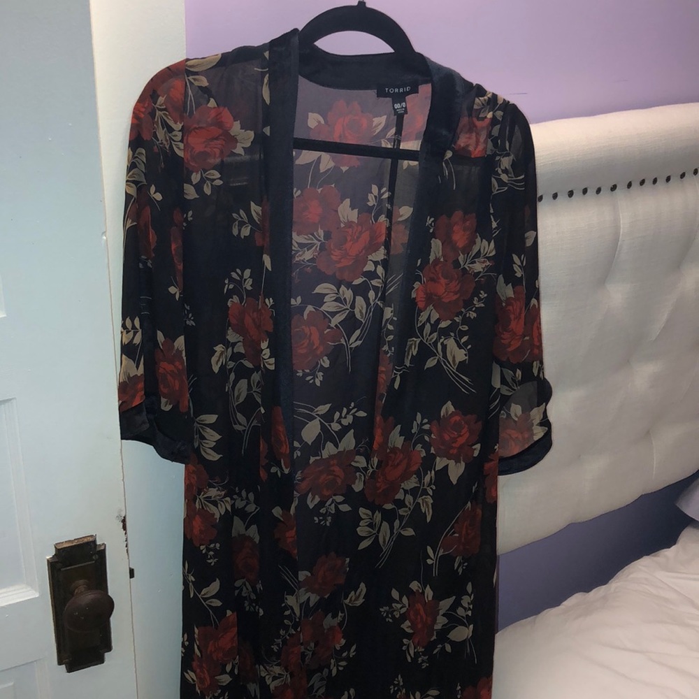 Torrid floral kimono